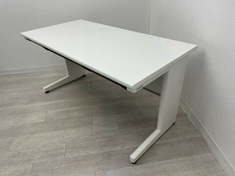 イトーキCZシリーズ 1400平デスク 商品画像2