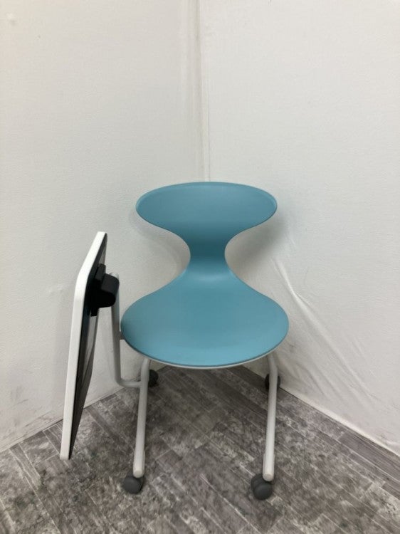 コクヨキャンパスアップシリーズ メモ台付キャンパスアップチェア 商品画像3