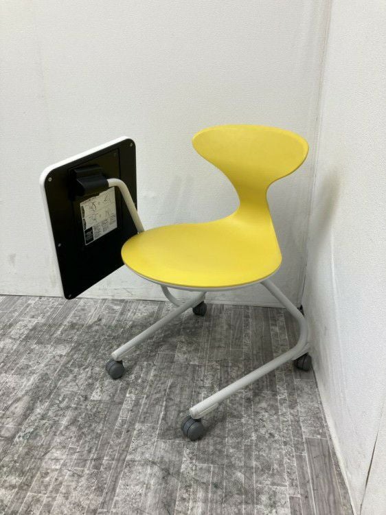 コクヨキャンパスアップシリーズ メモ台付キャンパスアップチェア 商品画像1