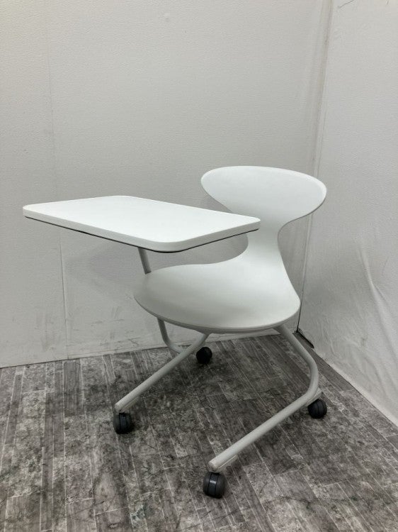 コクヨキャンパスアップシリーズ メモ台付キャンパスアップチェア 商品画像1