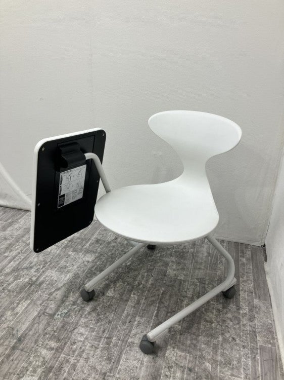 コクヨキャンパスアップシリーズ メモ台付キャンパスアップチェア 商品画像2