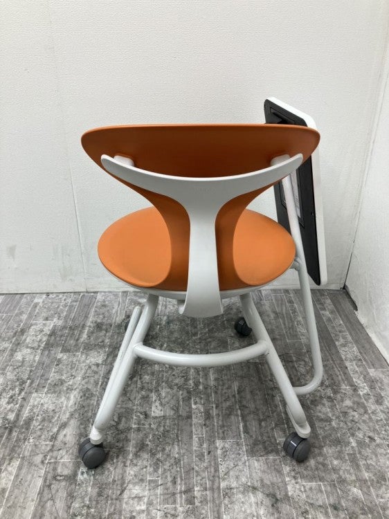 コクヨキャンパスアップシリーズ メモ台付キャンパスアップチェア 商品画像2