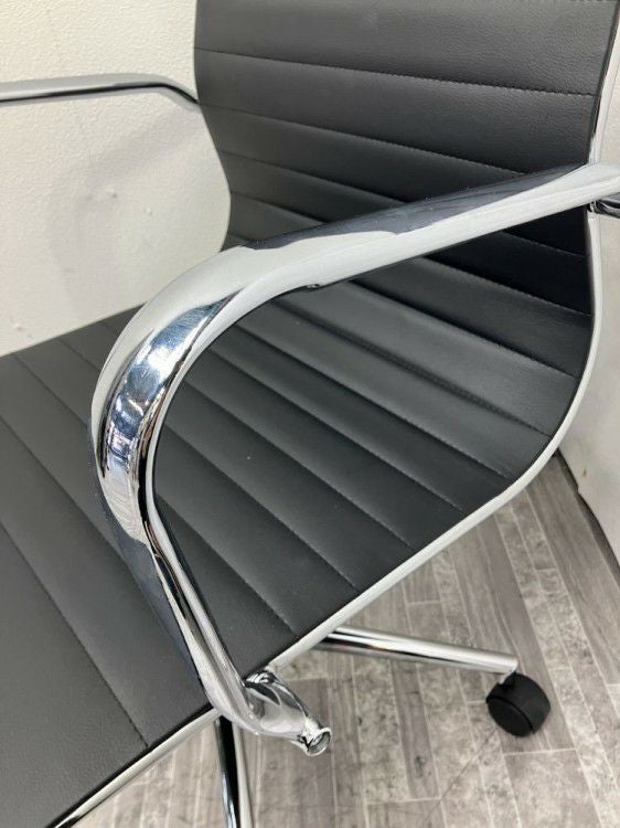 固定肘付アルミナムチェア 商品画像5