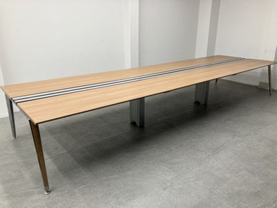 オカムラプリシード（PRESEDE）シリーズ 4800フリーアドレスデスク 商品画像1