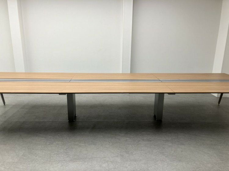 オカムラプリシード（PRESEDE）シリーズ 4800フリーアドレスデスク 商品画像2