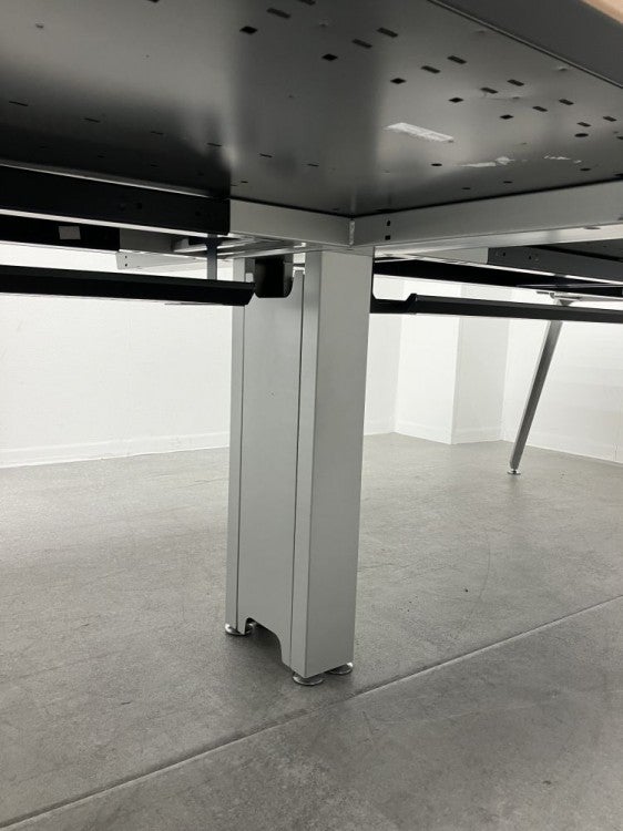 オカムラプリシード（PRESEDE）シリーズ 4800フリーアドレスデスク 商品画像4