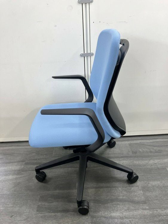 ウチダ（内田洋行）KRENE（クレネ）チェア 固定肘付クレネチェア 商品画像3