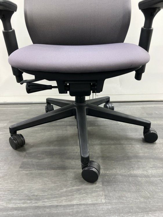 ウチダ（内田洋行）ニンバスチェア 可動肘付ニンバスチェア 商品画像14