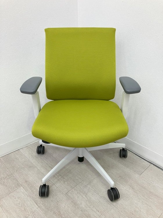 コクヨWizard3(ウィザード3)チェア 可動肘付ウィザード3チェア 商品画像2