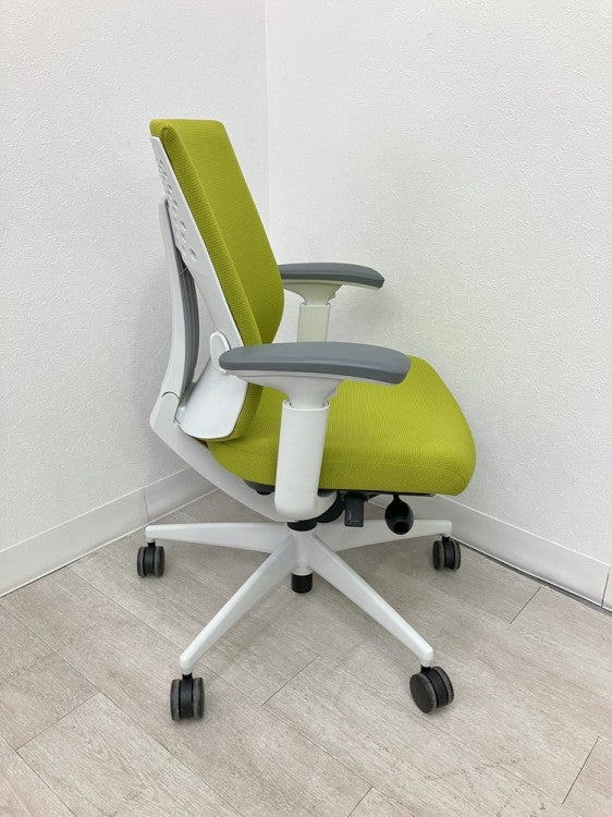 コクヨWizard3(ウィザード3)チェア 可動肘付ウィザード3チェア 商品画像3