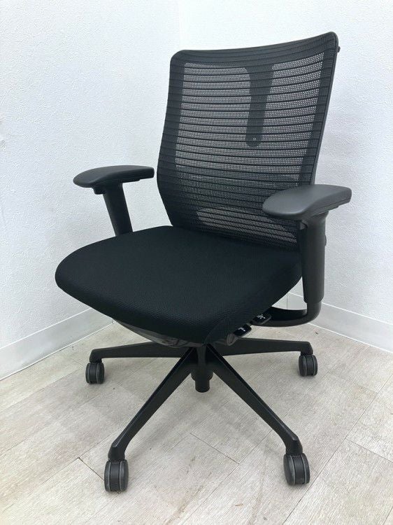 オカムラChoral（コーラル）チェア 可動肘付コーラルチェア 商品画像1