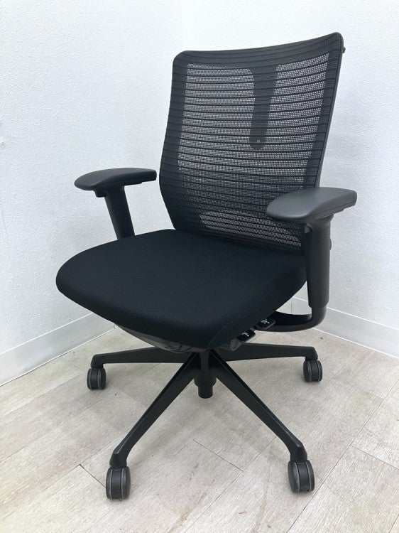 オカムラChoral（コーラル）チェア 可動肘付コーラルチェア 商品画像1