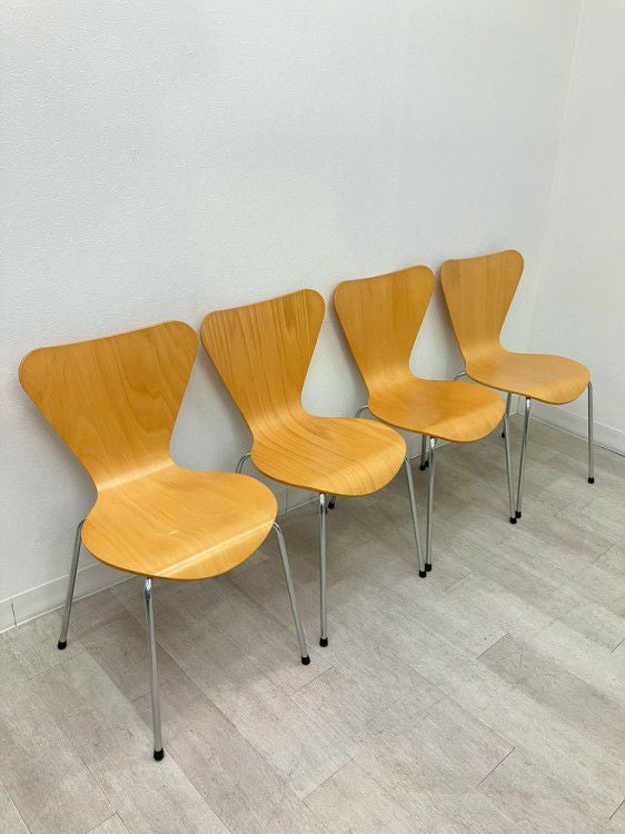 スタッキングチェア4脚セット 商品画像1