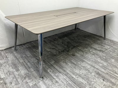 オカムラプリシード（PRESEDE）シリーズ 2100ミーティングテーブル 商品画像1