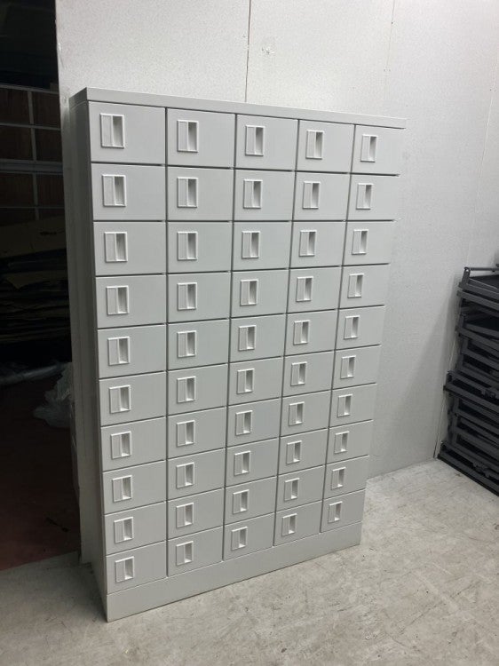 50人用小物入れロッカー 商品画像2