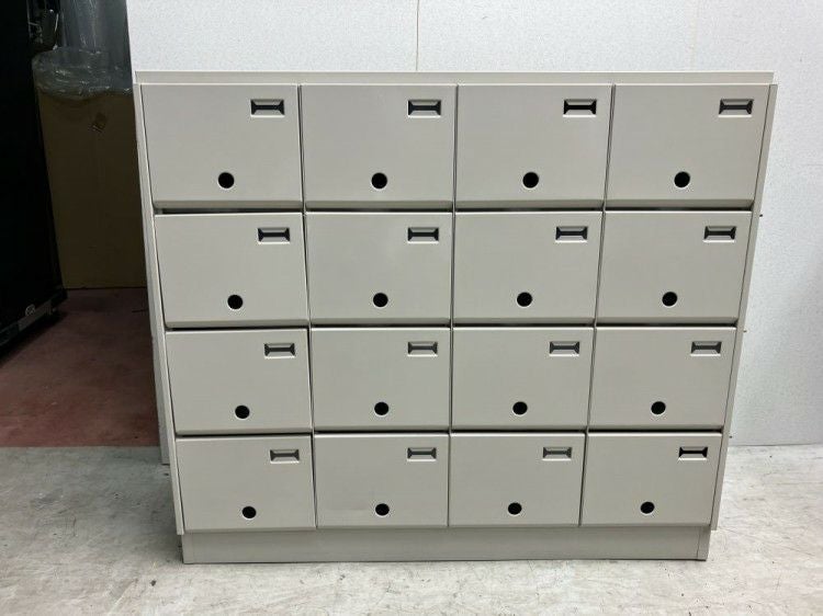 コクヨ SXシリーズ 16人用シューズロッカー SX-D44F1 | 無限堂ネット