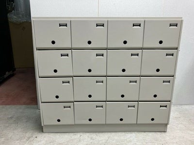 コクヨSXシリーズ 16人用シューズロッカー 商品画像1