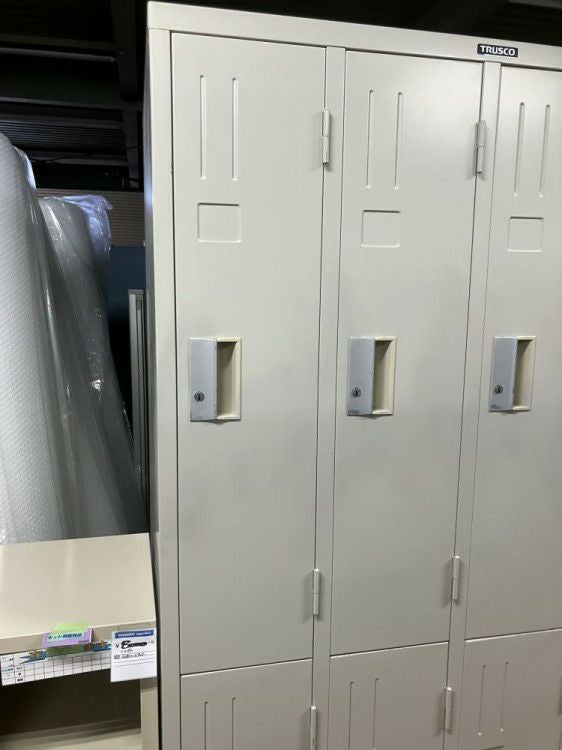 TRUSCO/トラスコキャスター付き8人用ロッカー 商品画像2