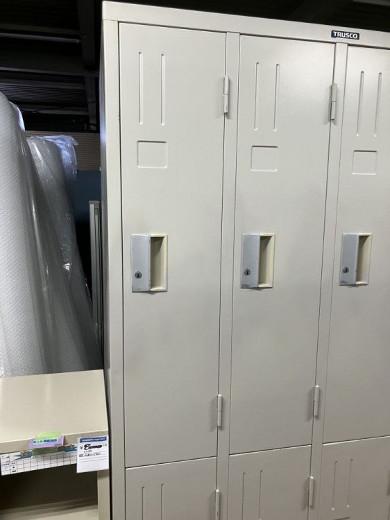 TRUSCO/トラスコキャスター付き8人用ロッカー 商品画像2