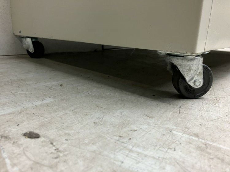 TRUSCO/トラスコキャスター付き8人用ロッカー 商品画像5