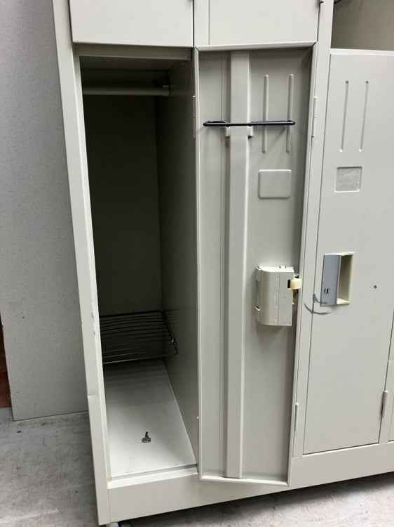 TRUSCO/トラスコキャスター付き8人用ロッカー 商品画像7