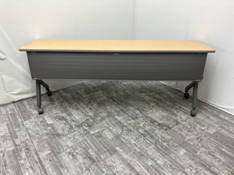 1800サイドスタックテーブル 商品画像1