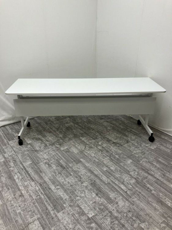 アールエフヤマカワ1800サイドスタックテーブル 商品画像1