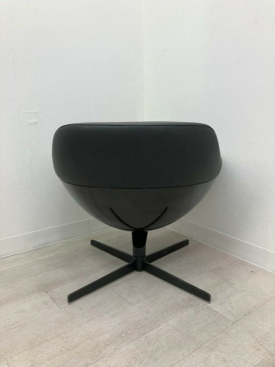 Cassinaオークランドスウィベルチェア ラウンジチェア 商品画像4