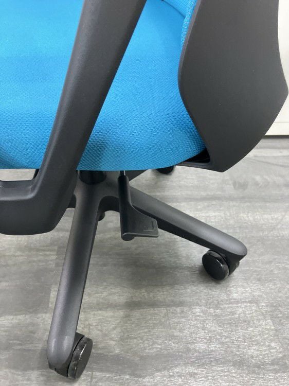 イトーキnona(ノナ)シリーズ 固定肘付ノナチェア 商品画像7