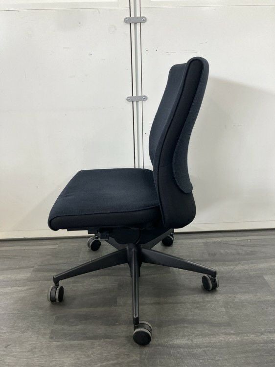 コクヨPUNTO(プント)チェア プントチェア 商品画像3