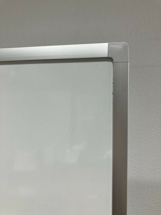 コクヨ1800脚付ホワイトボード 商品画像2