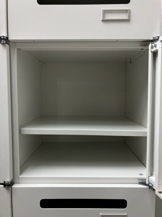 イトーキシュラインシリーズ 8人用パーソナルロッカー 商品画像4