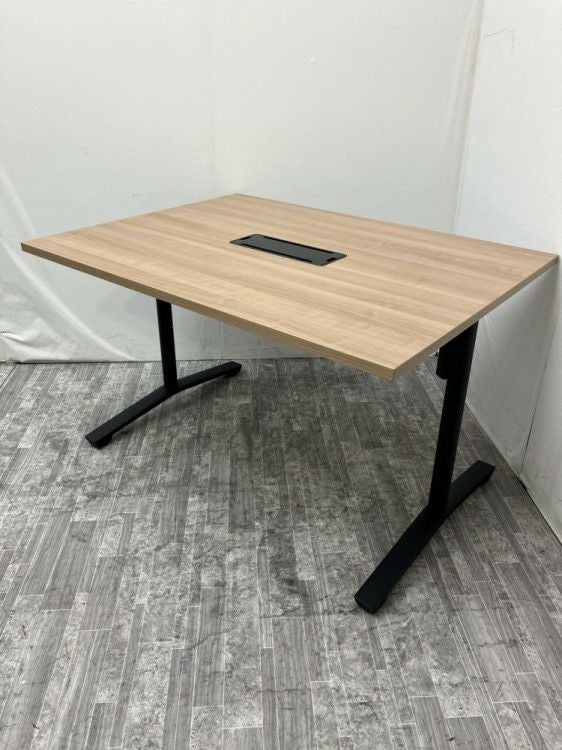 コクヨビエナ（VIENA）シリーズ 1200ミーティングテーブル 商品画像1