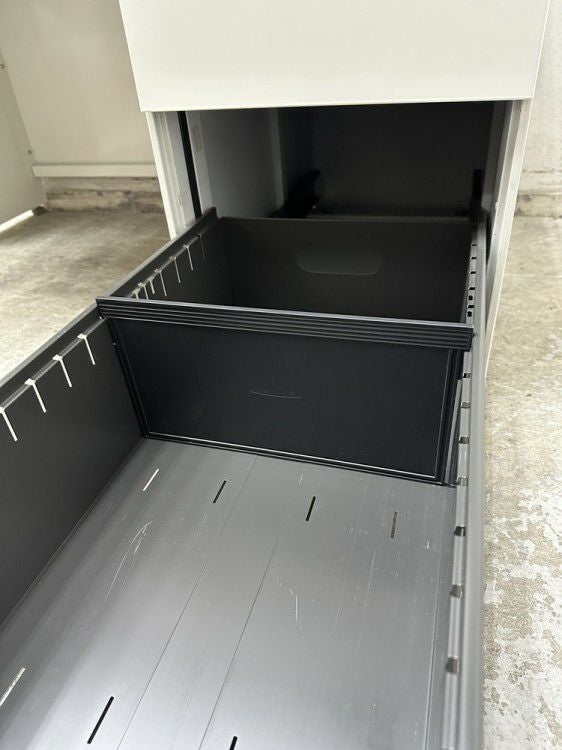 オカムラADVANCE（アドバンス）シリーズ 1200片袖デスク 商品画像8