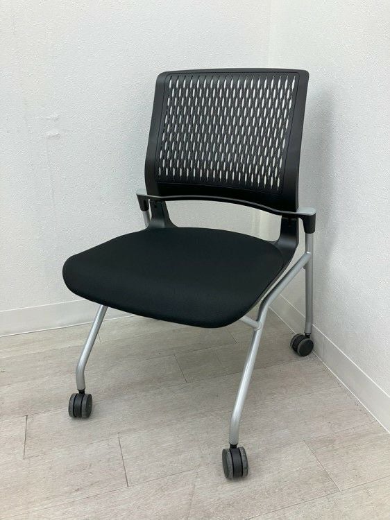 コクヨオルディナシリーズ ネスティングチェア4脚セット 商品画像1