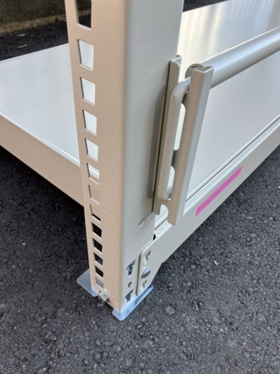 転落防止バー付き中量棚 商品画像5