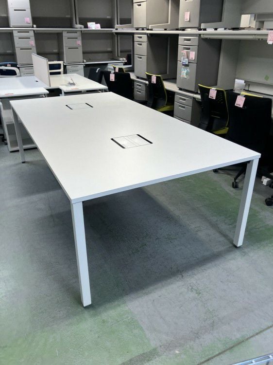 イトーキアクトリンクシリーズ 2400ワークテーブル 商品画像1