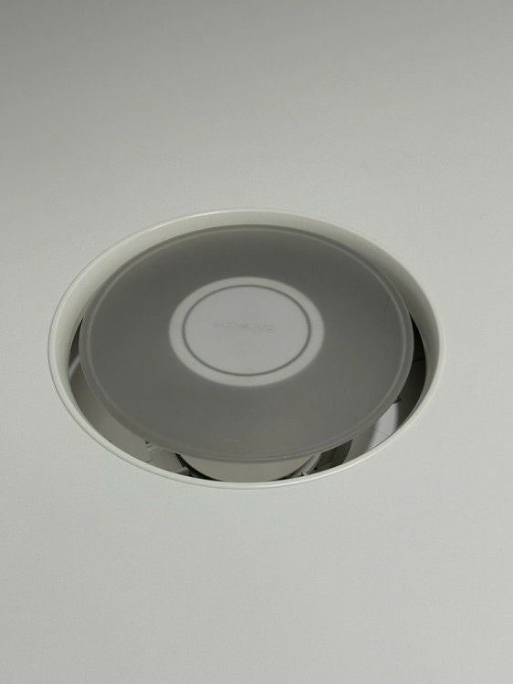 コクヨワークリンクシリーズ 1400丸テーブル 商品画像2