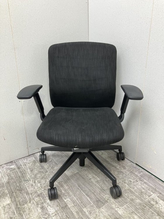 ウチダ（内田洋行）KRENE（クレネ）チェア 可動肘付クレネチェア 商品画像2