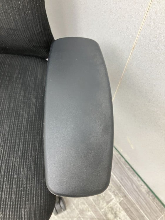 ウチダ（内田洋行）KRENE（クレネ）チェア 可動肘付クレネチェア 商品画像8