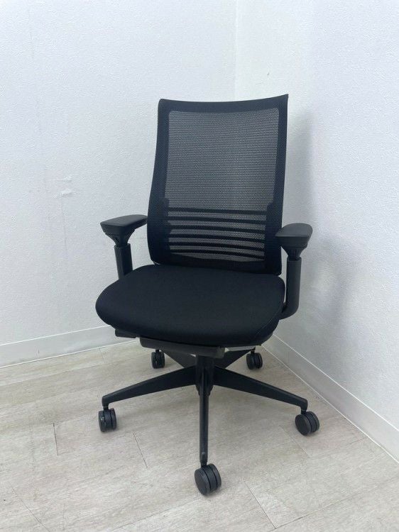 コクヨBezel(ベゼル)チェア 可動肘付ベゼルチェア 商品画像1