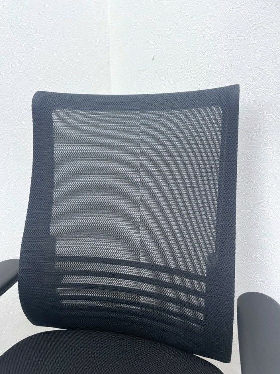 コクヨBezel(ベゼル)チェア 可動肘付ベゼルチェア 商品画像4