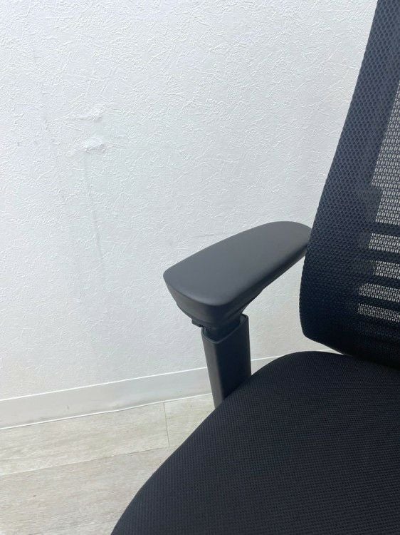 コクヨBezel(ベゼル)チェア 可動肘付ベゼルチェア 商品画像5