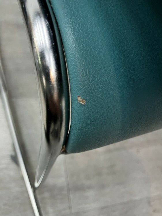 コクヨスタッキングチェア 商品画像15