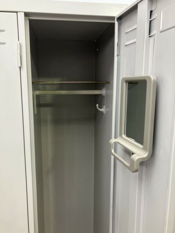 コクヨLKシリーズ　（コクヨ） 3人用ロッカー 商品画像3