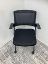 イトーキMonon(モノン)チェア 固定肘付モノンチェア 商品画像3