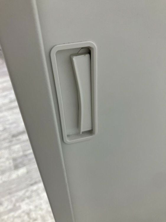 イトーキシンラインシリーズ 天板付3扉引違い書庫 商品画像9