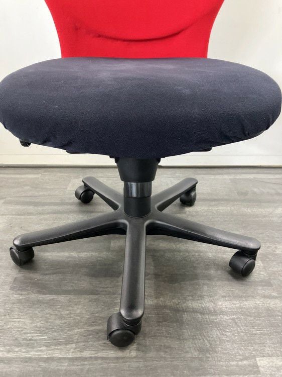 オカムラVC2シリーズ VC2チェア 商品画像9