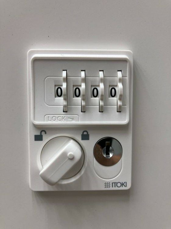 イトーキサフィシリーズ イトーキ8人用パーソナルロッカー 商品画像2