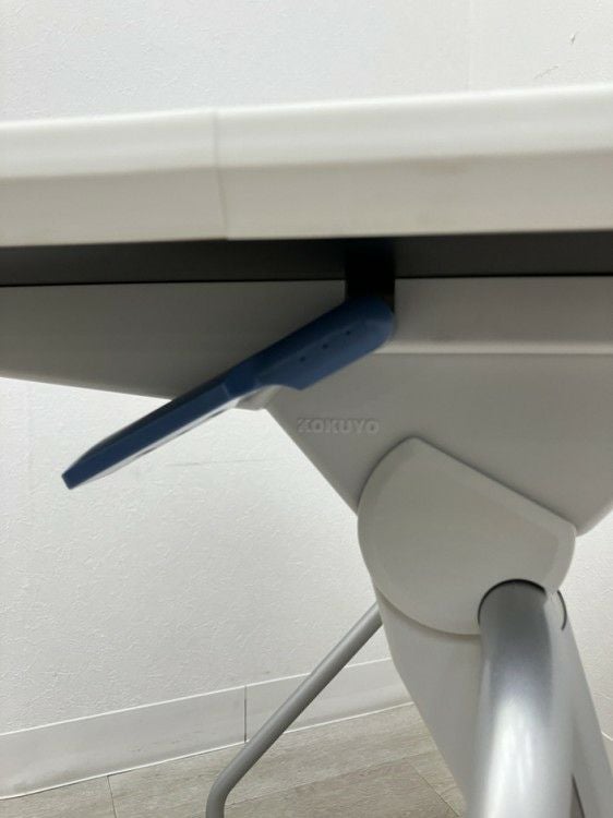 コクヨプレサテーブルSシリーズ 平行スタックテーブル 商品画像8